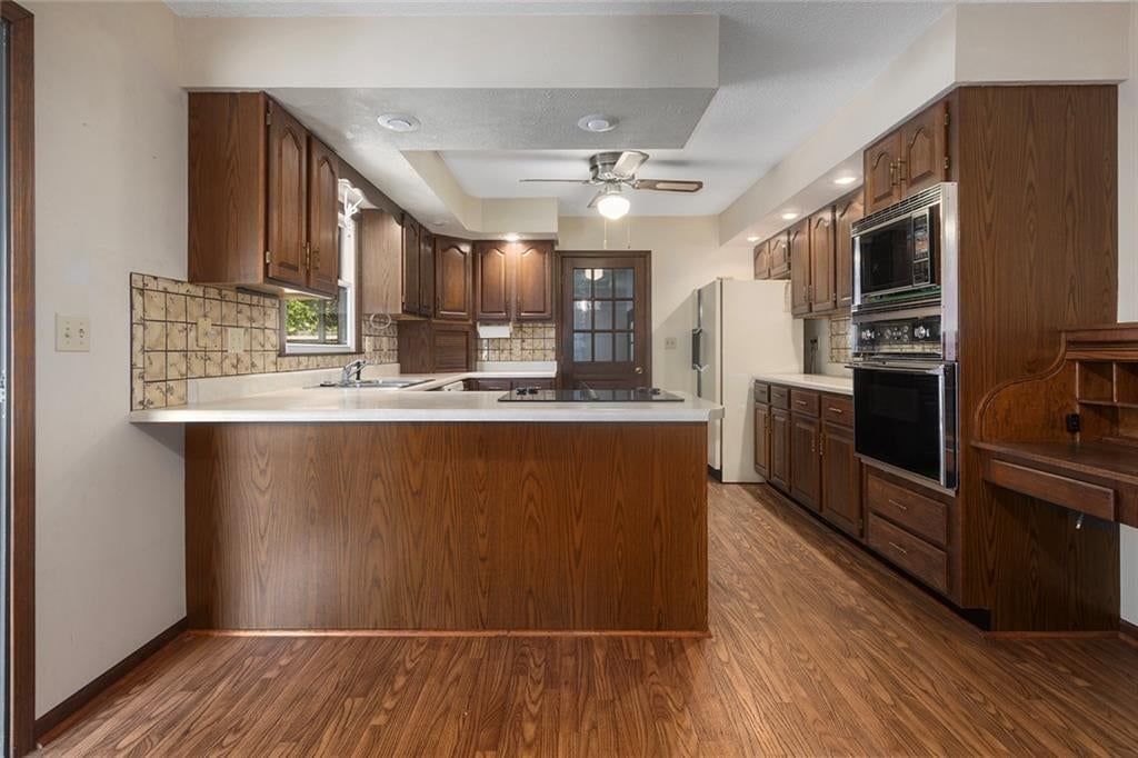 Photo 9 of 38, 2904 Cheyenne Circle, North Kansas City, MO 64116
