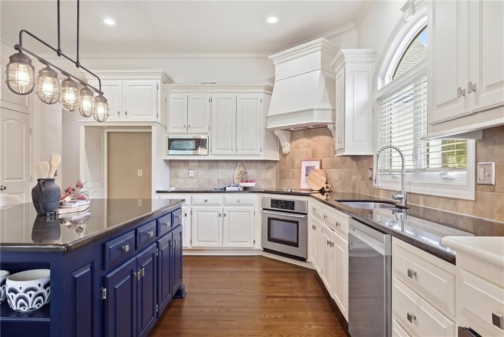 22218 W 57th Street — photo 17