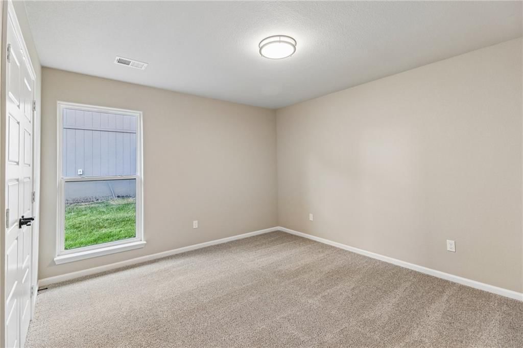 22692 W 87th Street — photo 32
