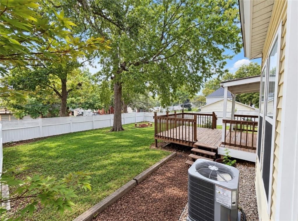 1108 N Main Street — photo 14