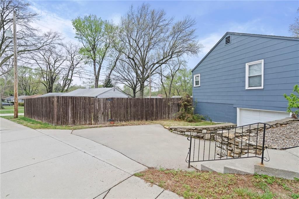 6616 Santa Fe Drive — photo 9