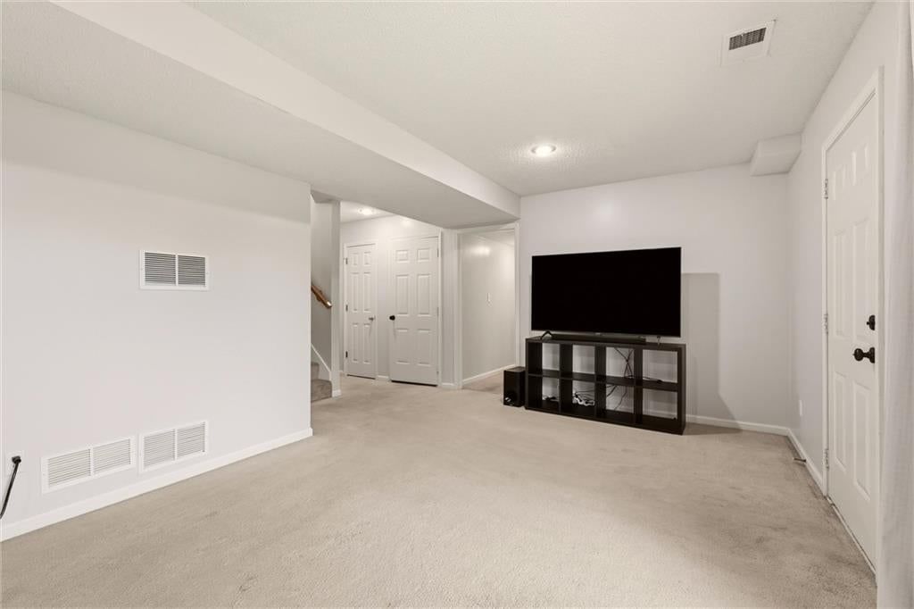 15724 S Locust Street — photo 24
