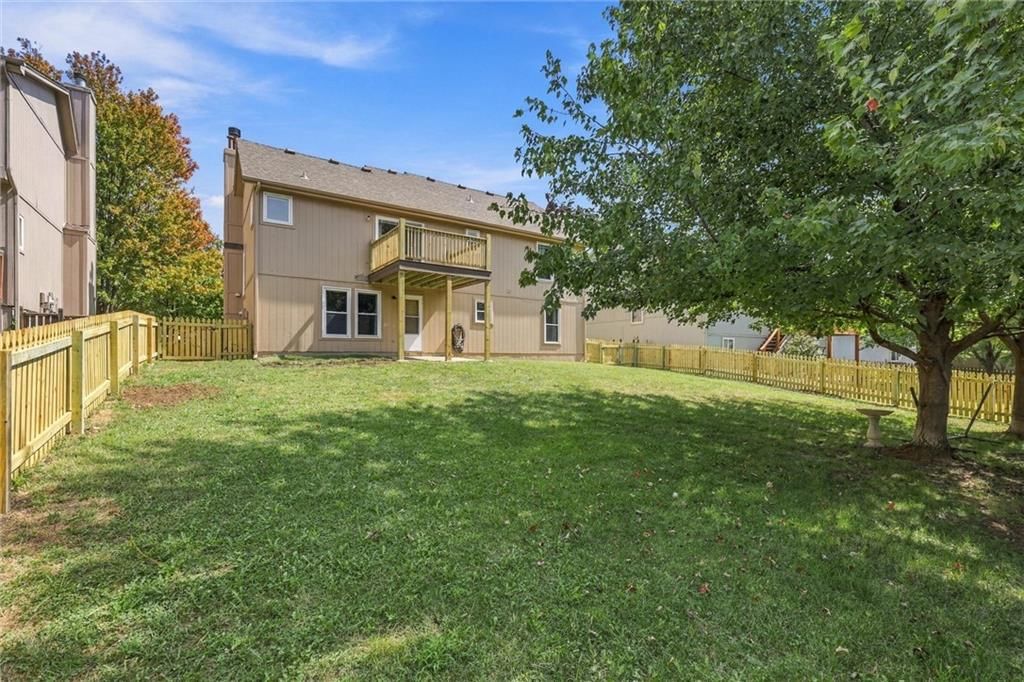 15724 S Locust Street — photo 32