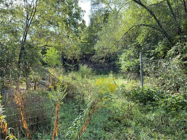 4206 Sortor Drive, Kansas City, KS: listing photo 2