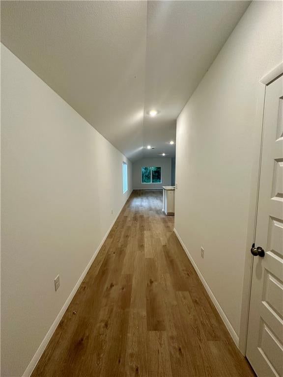 429 Valley View Drive — photo 3