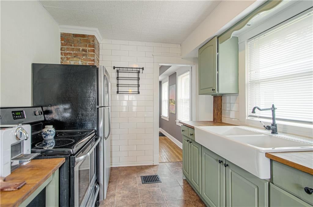 4400 Francis Street — photo 19