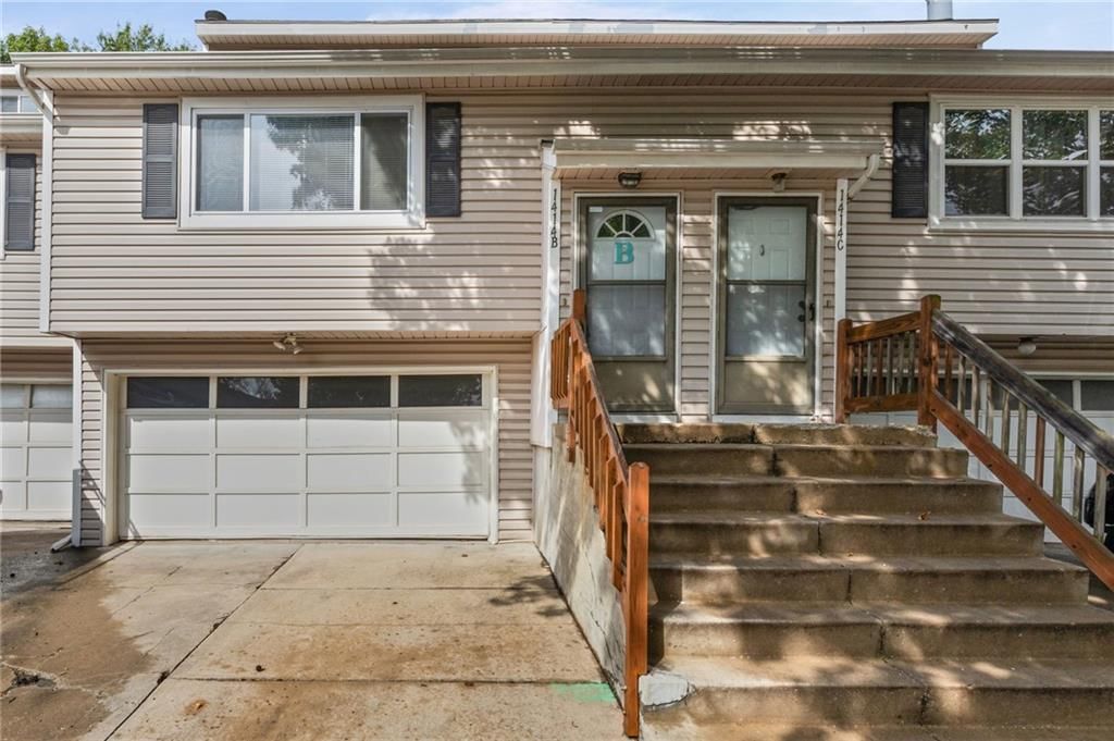 1414 E Mart-Way Circle — photo 1