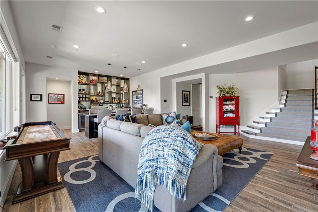 15009 Chadwick Street — photo 42
