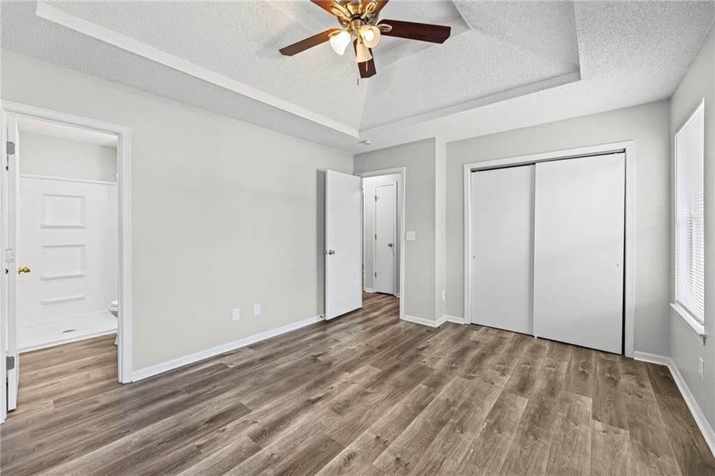1012 NE Queens Court — photo 14
