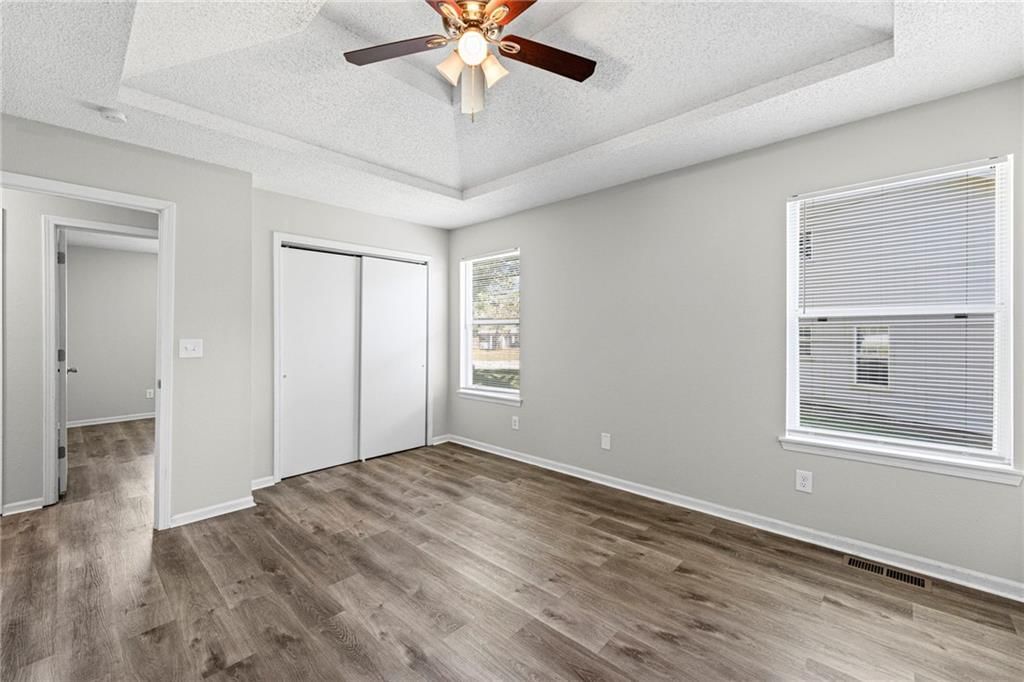 1012 NE Queens Court — photo 15