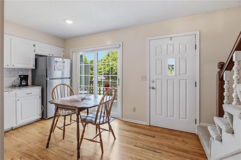 9916 Edelweiss Circle — photo 4