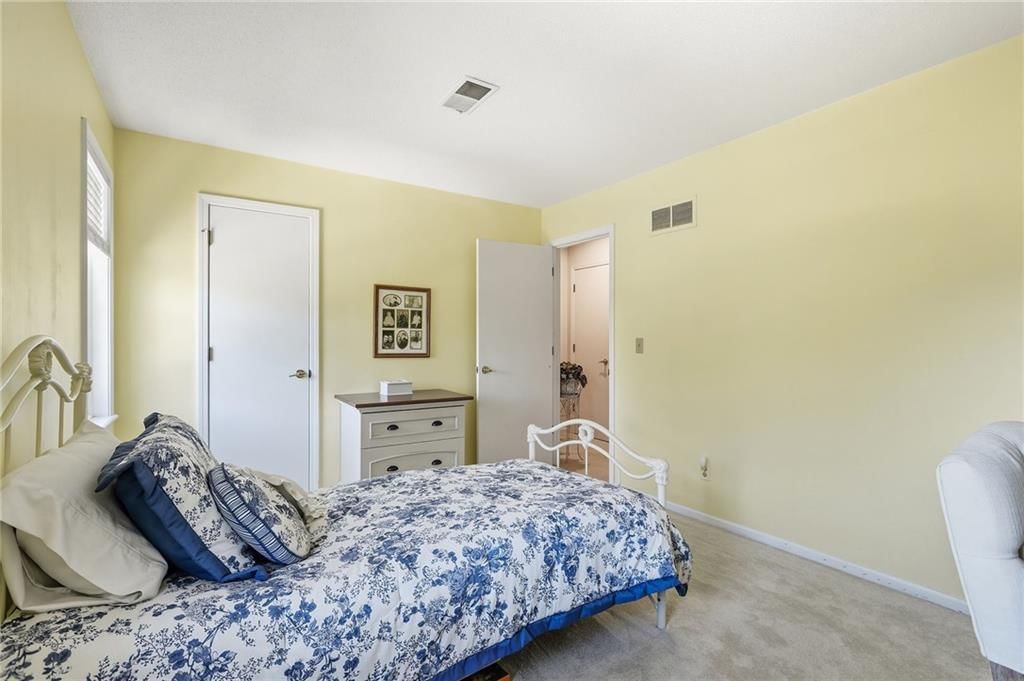 9916 Edelweiss Circle — photo 15