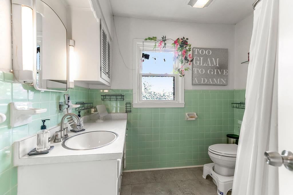 1205 N 90th Street — photo 13