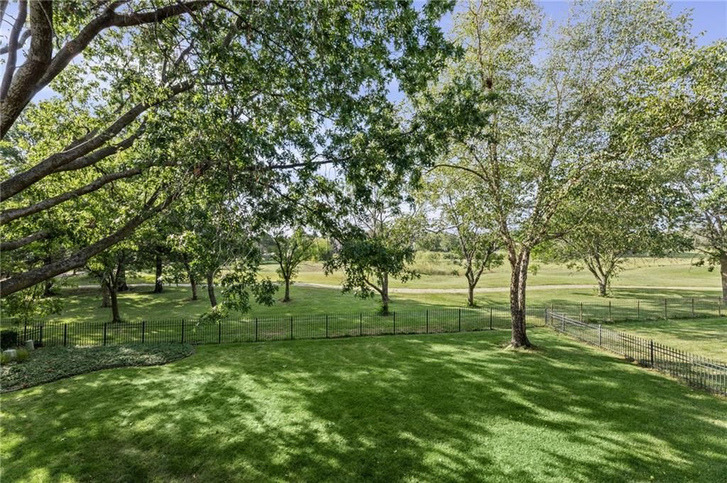 6505 W 132nd Terrace — photo 3