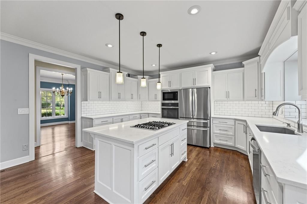 6505 W 132nd Terrace — photo 40