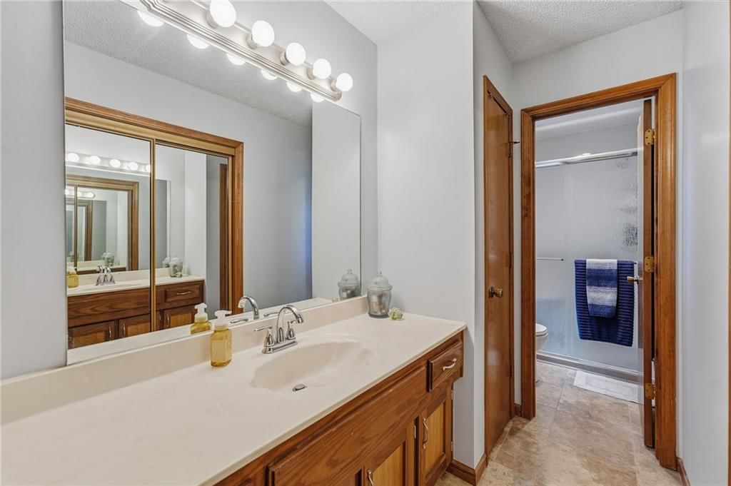 1232 NE Florence Avenue — photo 24
