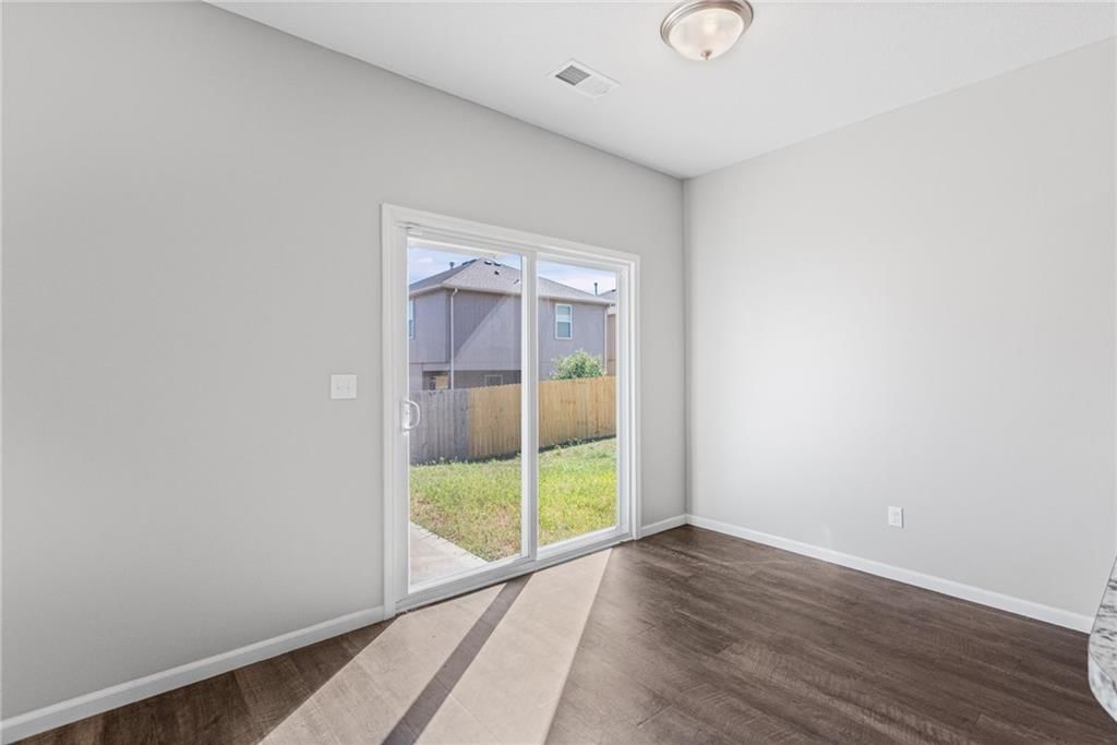 21317 W 215th Street — photo 8