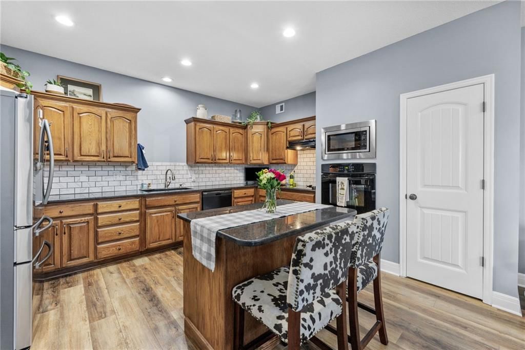 161 S Whilshire Drive — photo 9