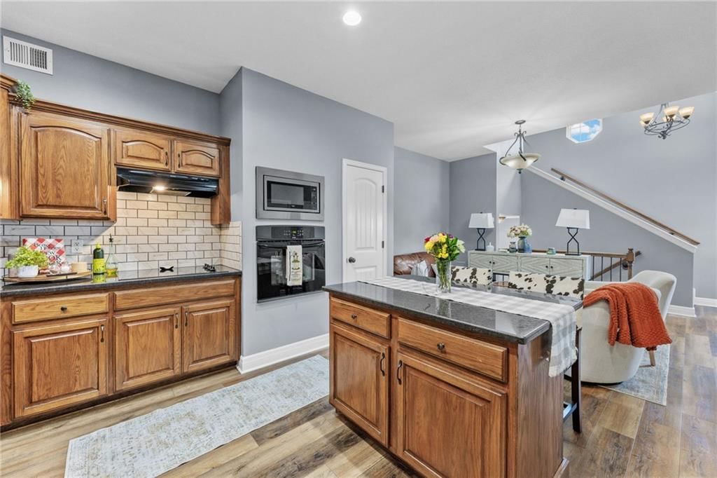 161 S Whilshire Drive — photo 10