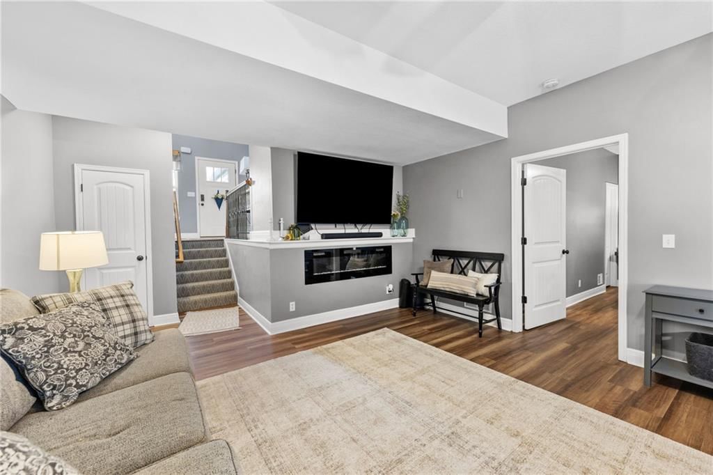 161 S Whilshire Drive — photo 24