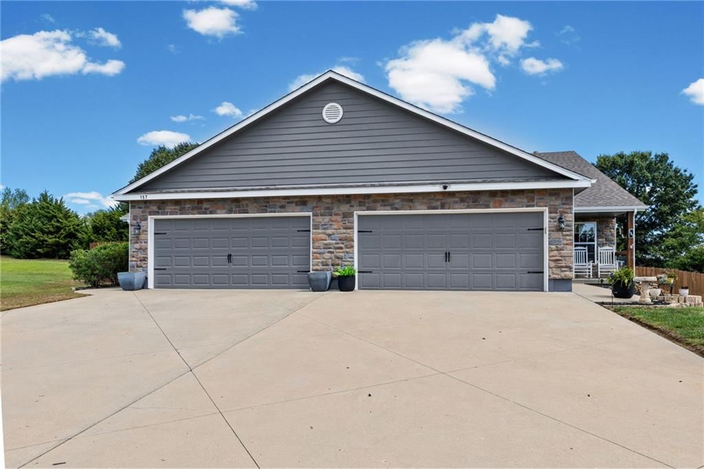 161 S Whilshire Drive — photo 38