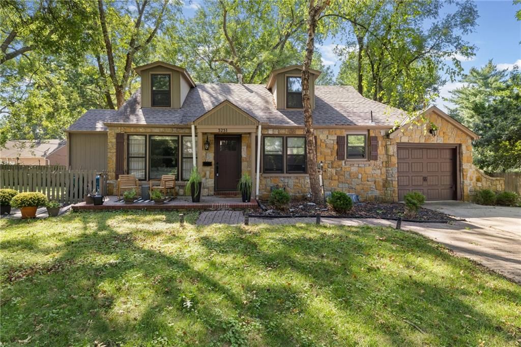 3231 Somerset Drive — photo 1