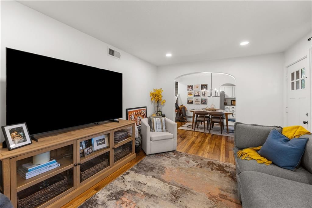 3231 Somerset Drive — photo 4