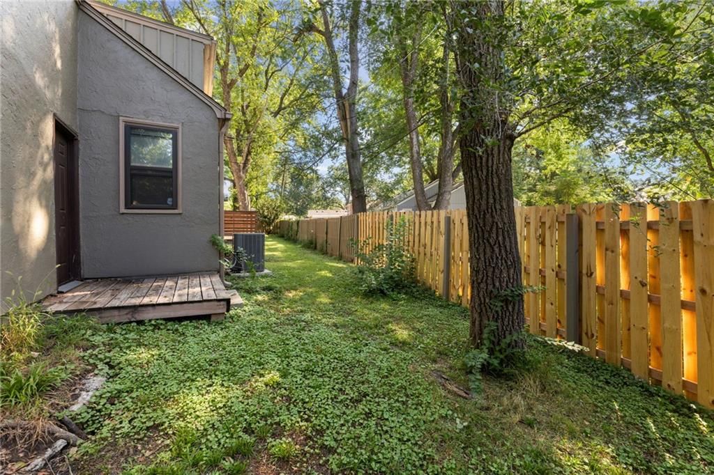 3231 Somerset Drive — photo 31