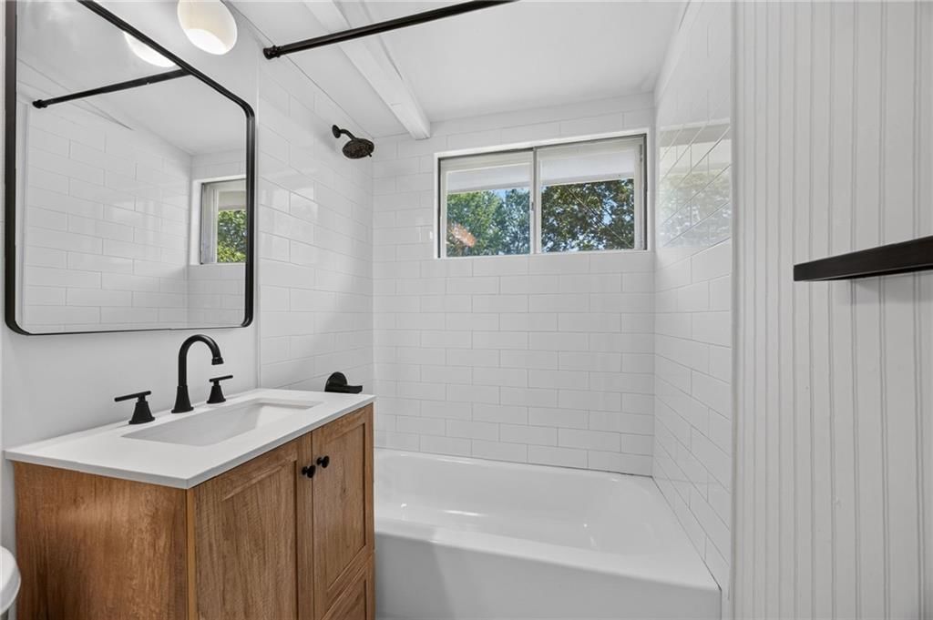 5707 N Highland Avenue — photo 15