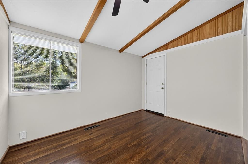 5707 N Highland Avenue — photo 16