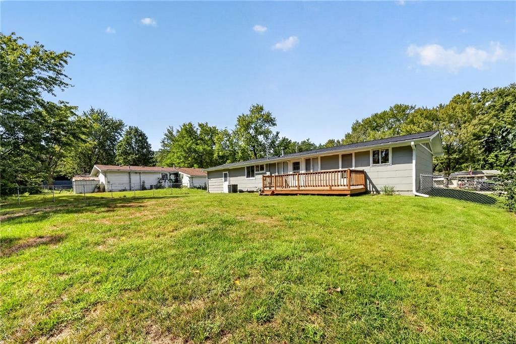 5707 N Highland Avenue — photo 24