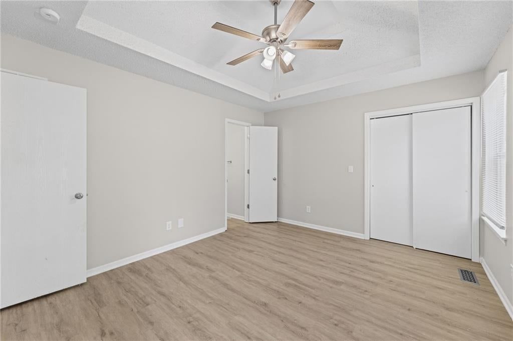 1052 NE Queens Court — photo 15