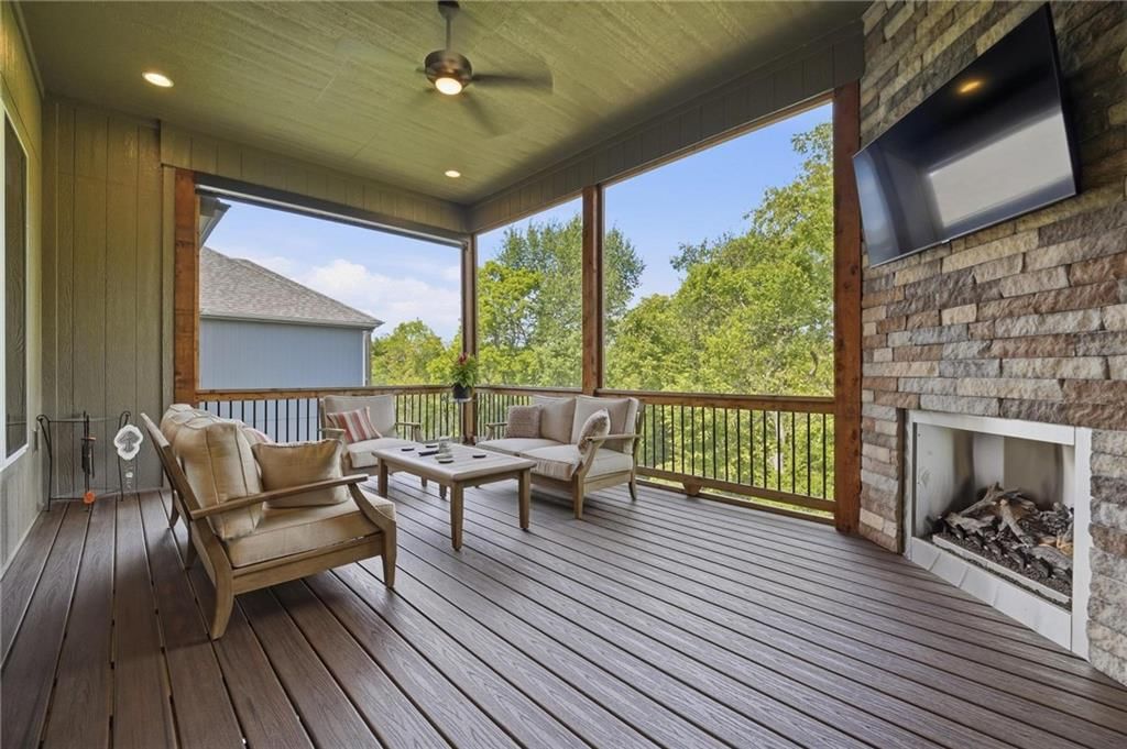 11442 S Montclaire Drive — photo 15