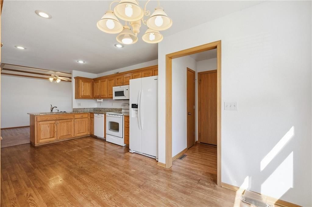 1203 NW Scenic Drive — photo 10