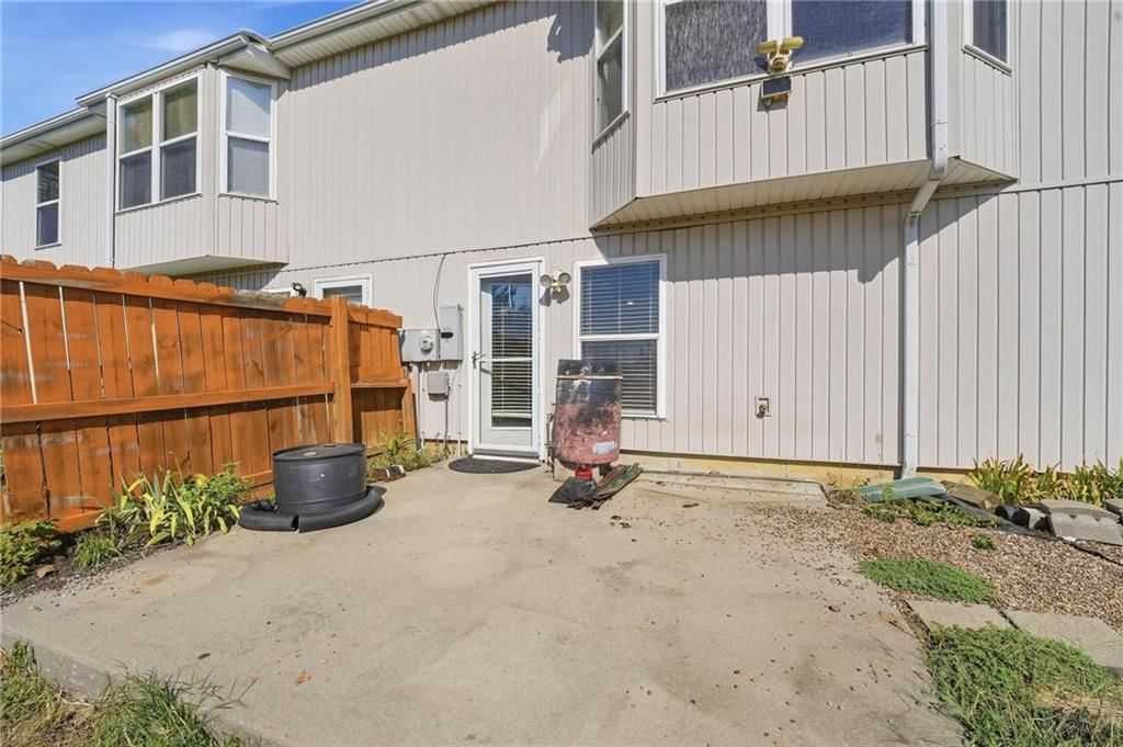 1203 NW Scenic Drive — photo 31