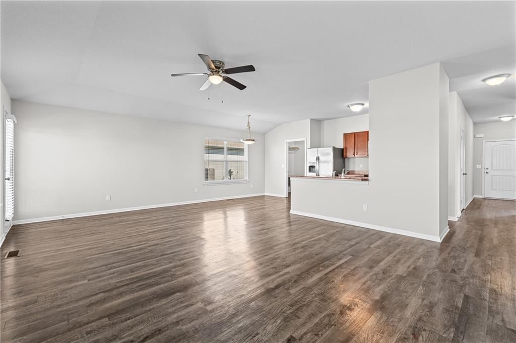 738 S Cypress Street — photo 8