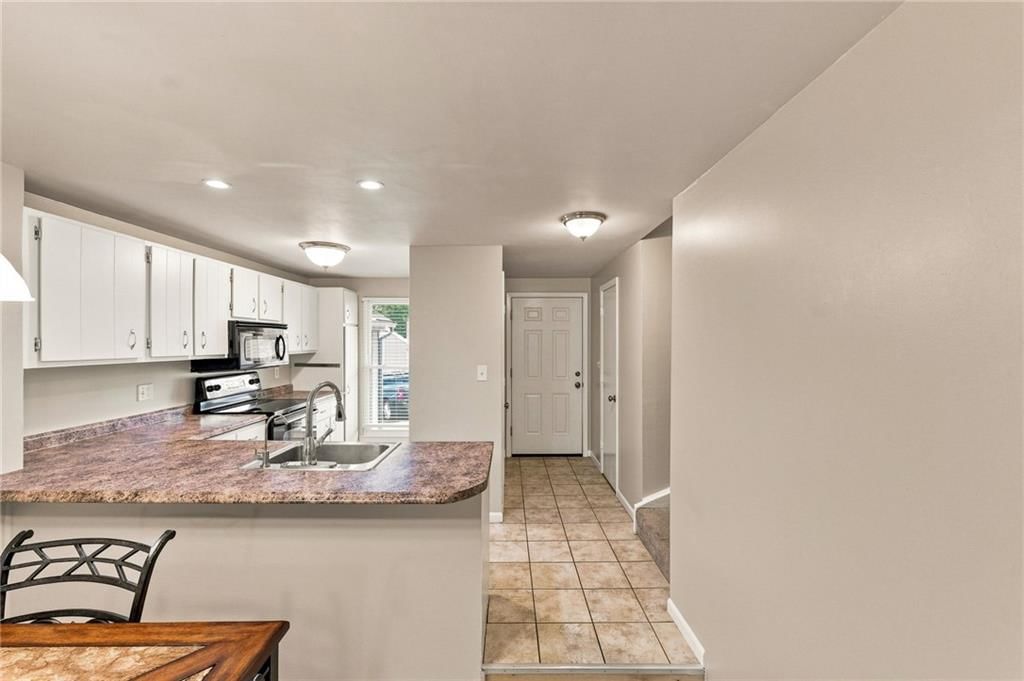 8259 Monrovia Street — photo 5