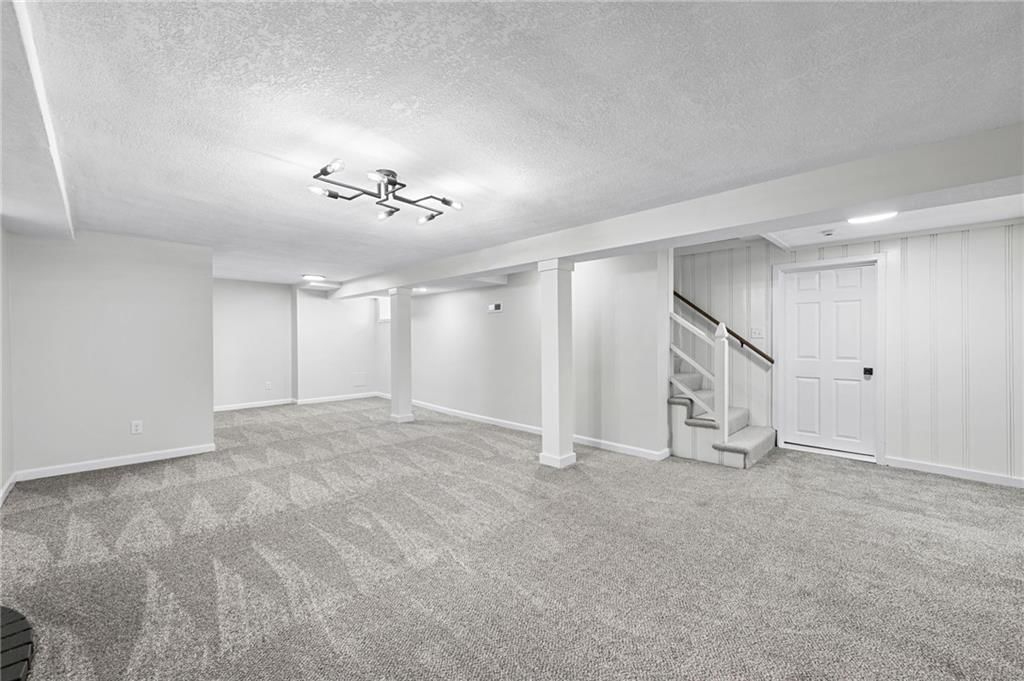 1111 W 77TH Terrace — photo 32