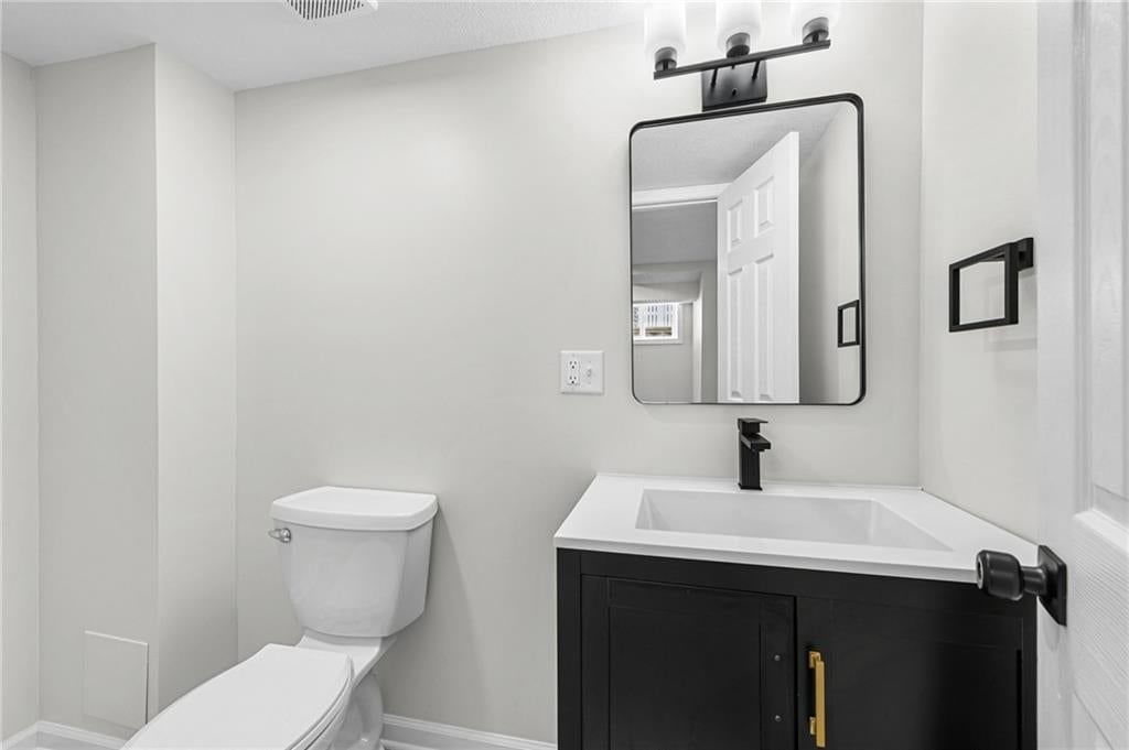 1111 W 77TH Terrace — photo 34
