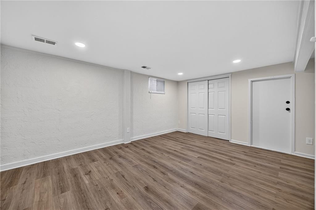 474 W 104th Street — photo 11