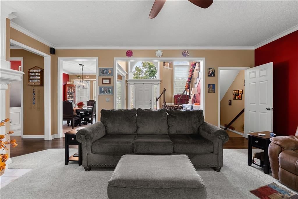 8408 W 129th Terrace — photo 5