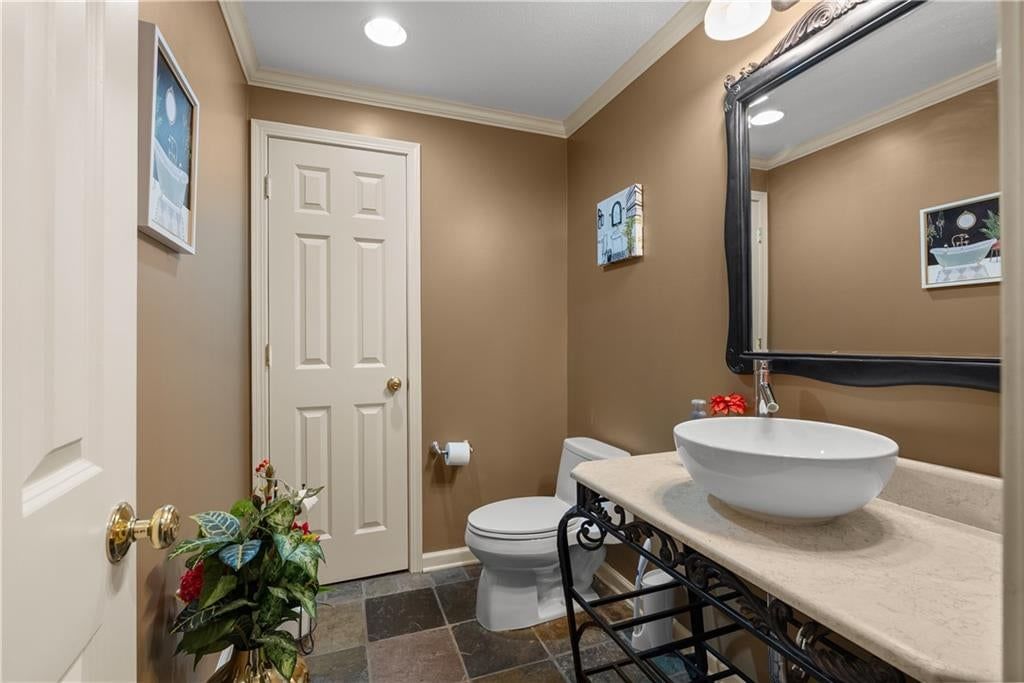 8408 W 129th Terrace — photo 53