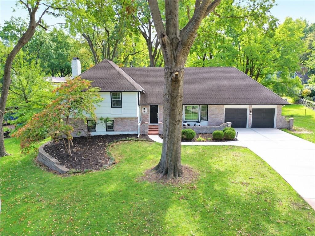 8129 Dearborn Drive, Prairie Village, KS