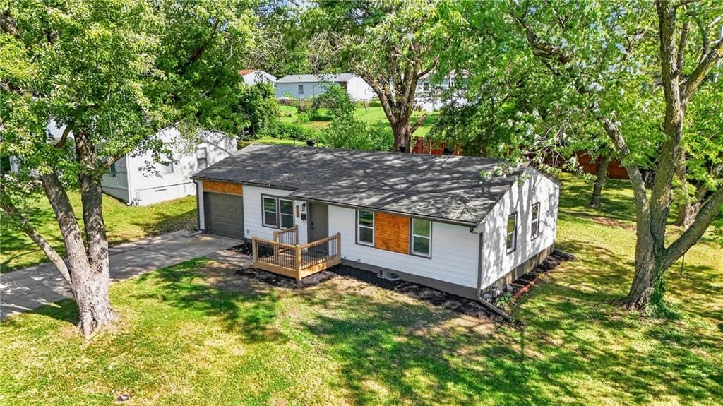 6303 E 153rd Street — photo 3
