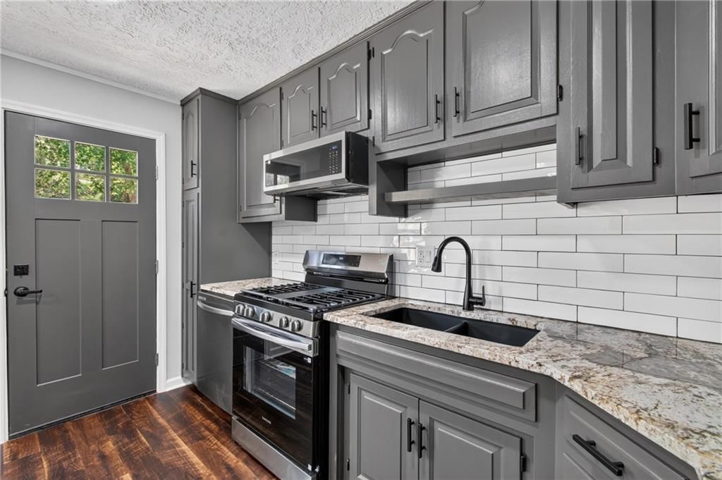 6303 E 153rd Street — photo 15