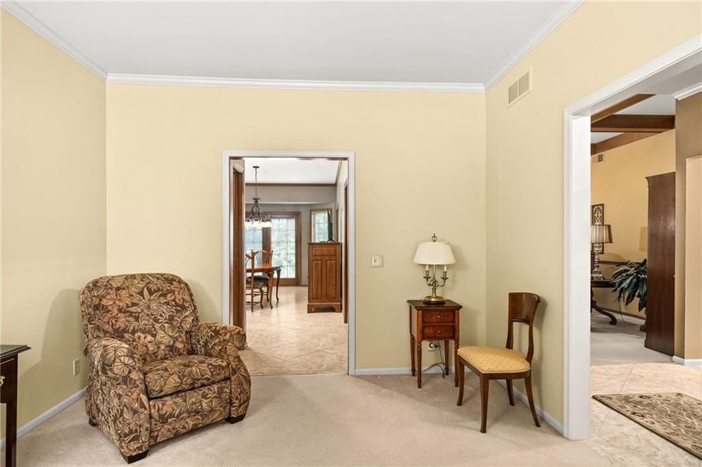 2309 Buckingham Street — photo 17