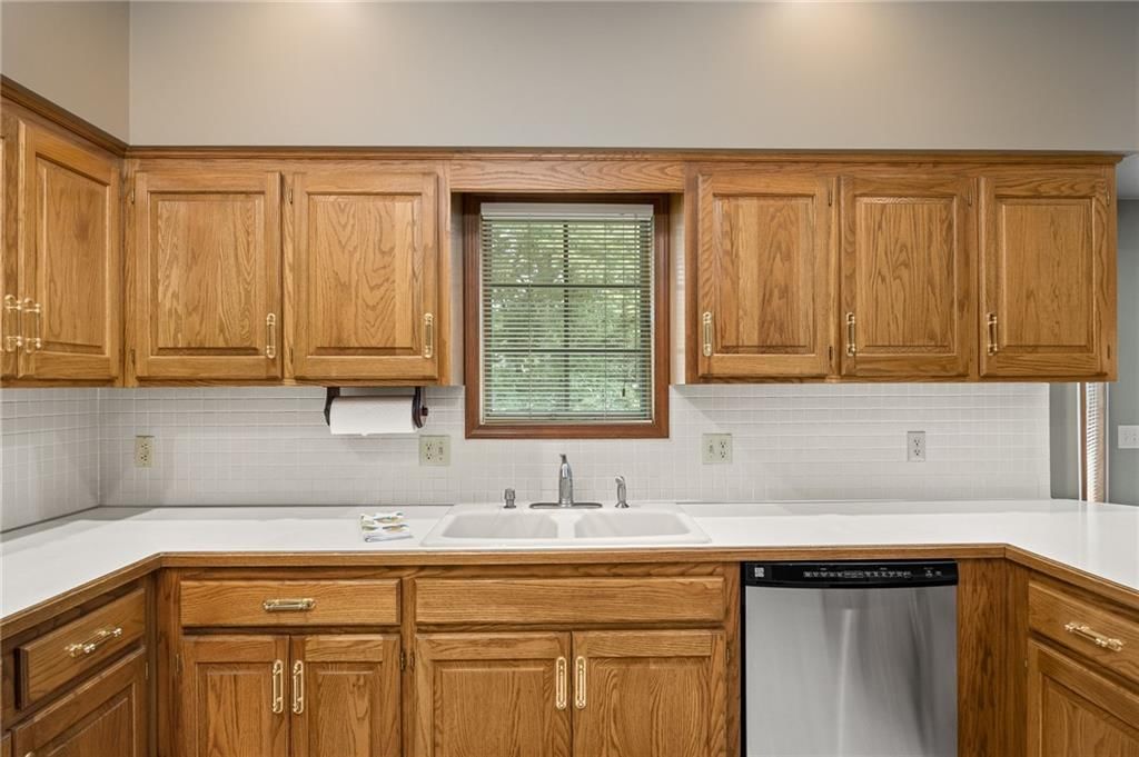 2309 Buckingham Street — photo 24