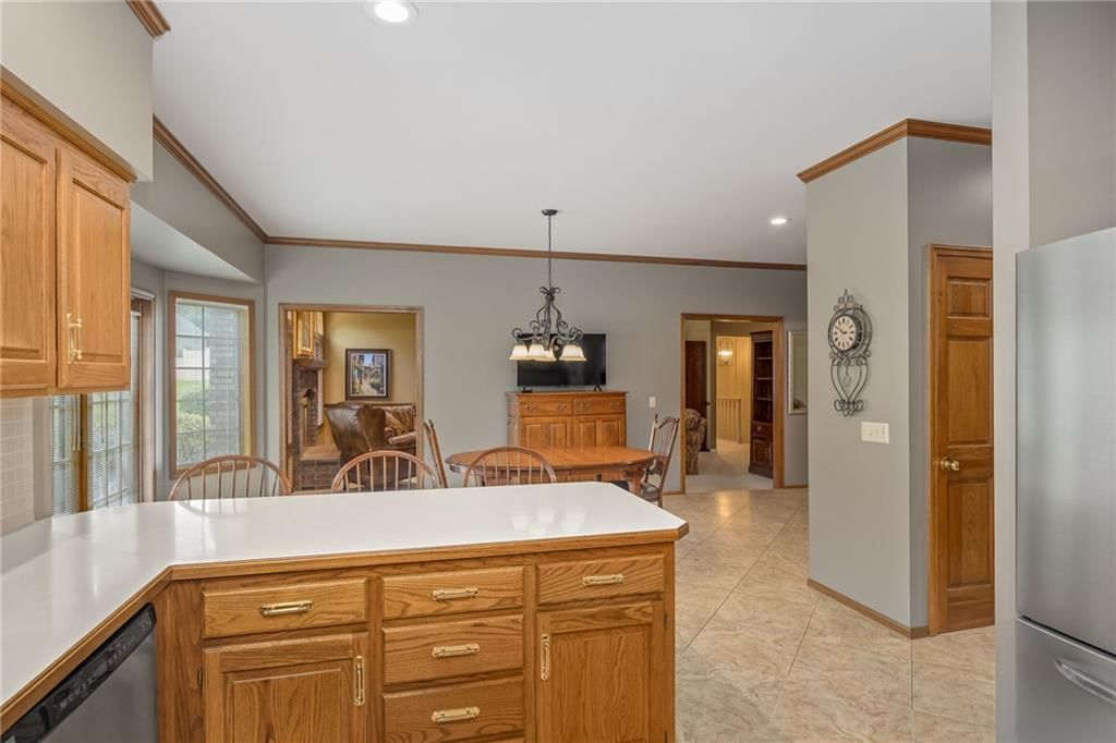 2309 Buckingham Street — photo 25