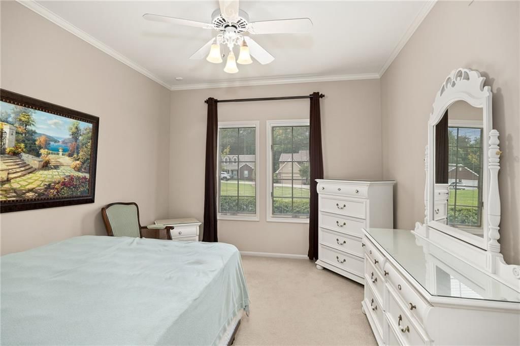 2309 Buckingham Street — photo 37