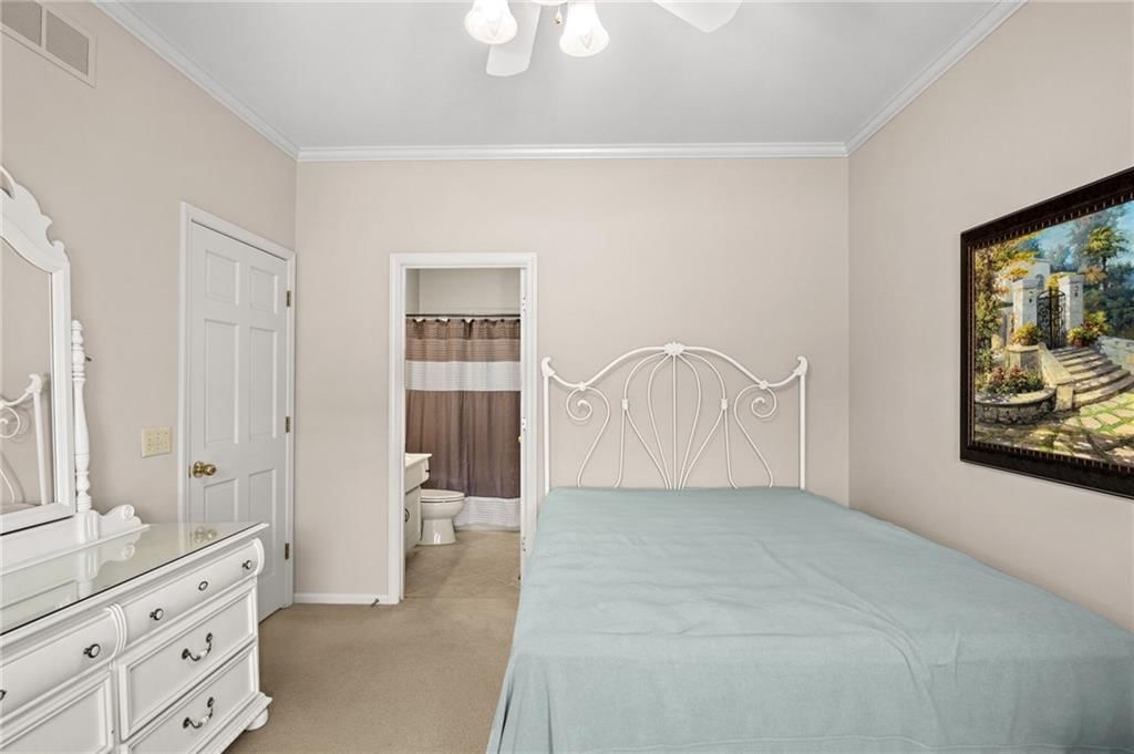 2309 Buckingham Street — photo 38